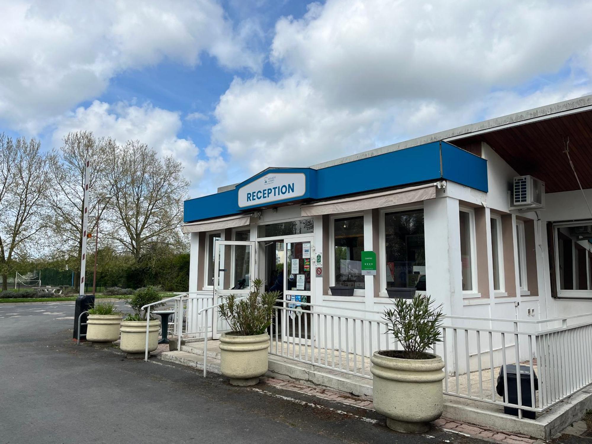 Camping De Chalons-En-Champagne Exterior photo