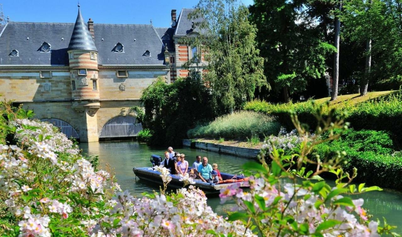 Camping De Chalons-En-Champagne Exterior photo